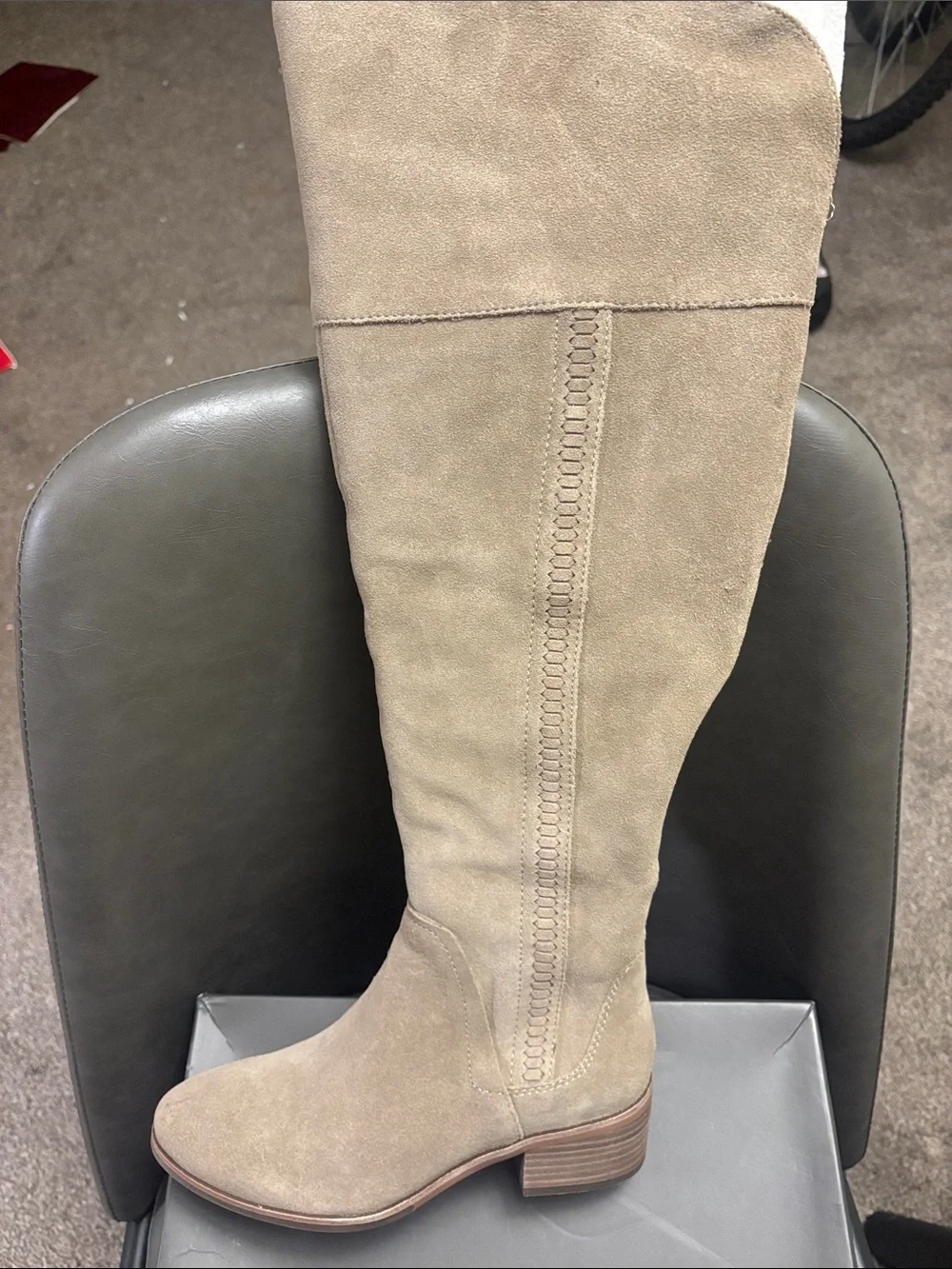 Vince Camuto vince camuto